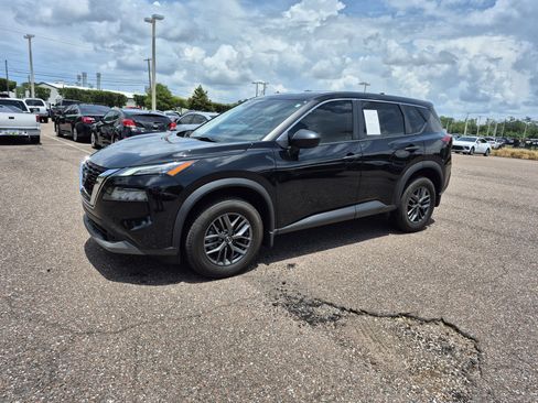 Certified 2022 Nissan Rogue S FWD image 1