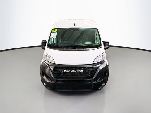 Used 2025 RAM ProMaster 2500 w/ Convenience Group FWD image 11