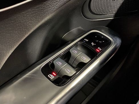 Used 2023 Mercedes-Benz C 300 Sedan w/ AMG Line w/ Night Package image 9