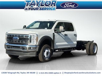 New 2025 Ford F550 4x4 Crew Cab Super Duty w/ XL Chrome Package