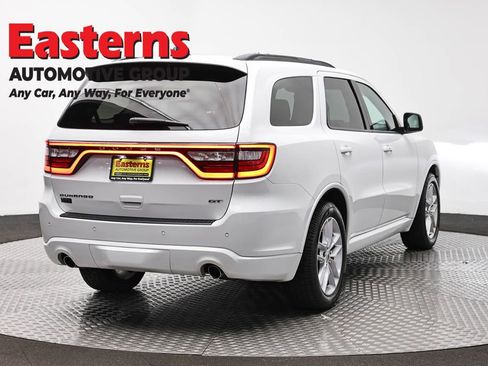 Used 2024 Dodge Durango GT RWD image 5