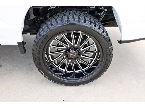 Used 2025 Ford F150 Lariat w/ Equipment Group 501A Mid AWD/4WD image 7