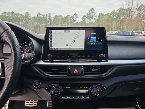 Used 2023 Kia Forte GT-Line w/ GT-Line Premium Package image 22