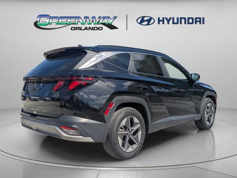 Used 2025 Hyundai Tucson SEL FWD image 8