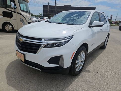 Used 2023 Chevrolet Equinox LT FWD image 1
