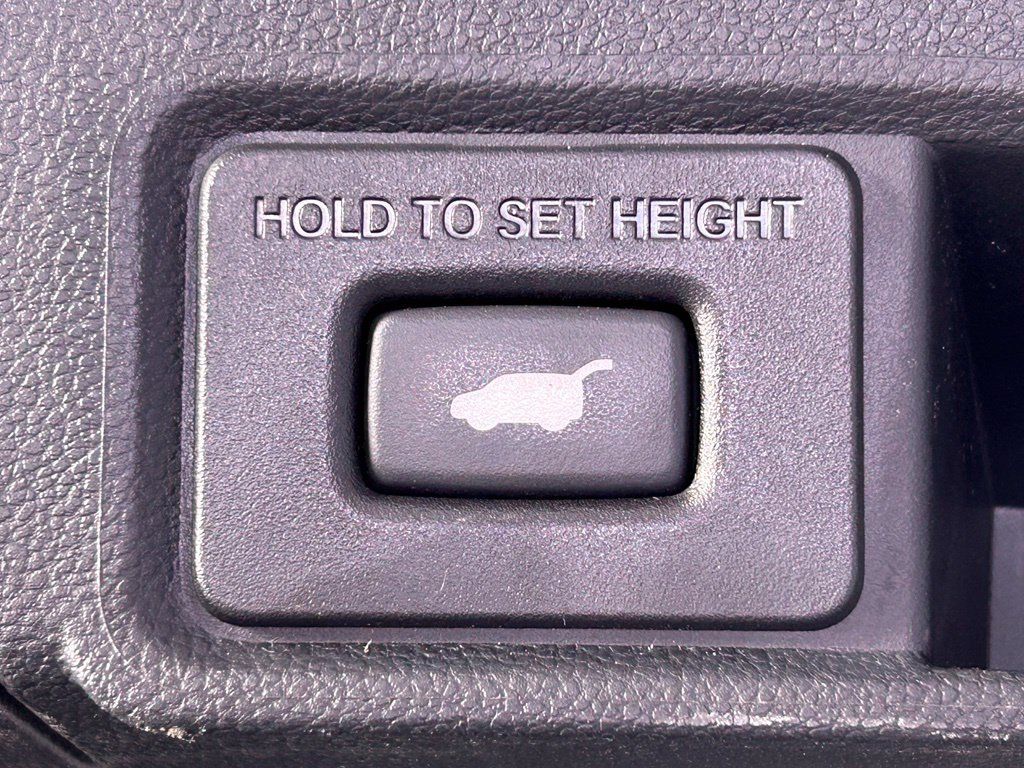 Used 2020 Acura RDX w/ Technology Package AWD/4WD image 15