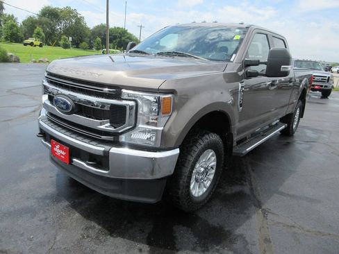 Used 2022 Ford F250 XL w/ STX Appearance Package AWD/4WD image 11