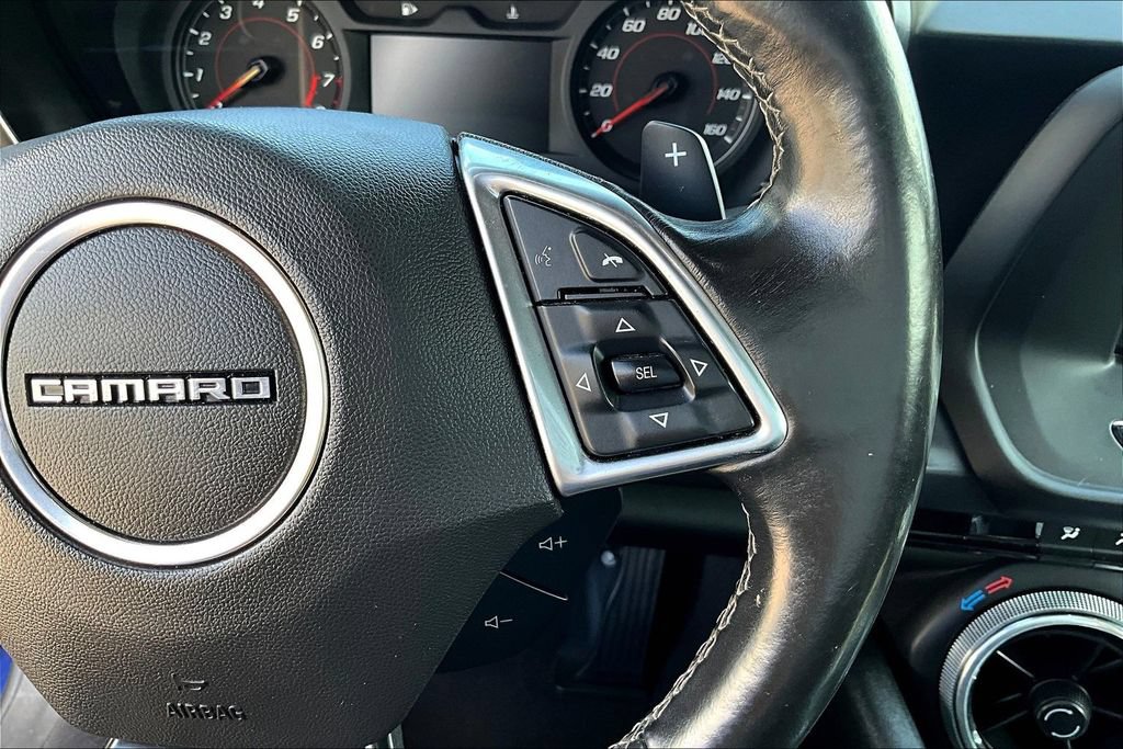 Used 2020 Chevrolet Camaro LT RWD image 11