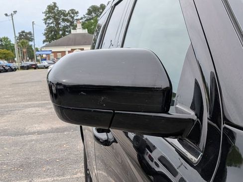 Used 2024 Ford Expedition XLT AWD/4WD image 12
