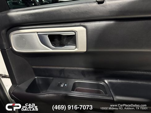 Used 2020 Ford Explorer Platinum w/ Premium Technology Package AWD/4WD image 28