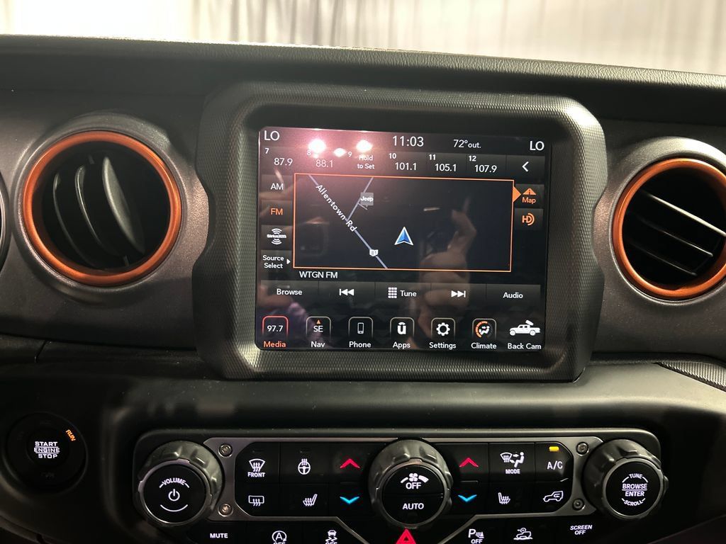 Used 2020 Jeep Gladiator Mojave w/ Dual Top Group AWD/4WD image 15
