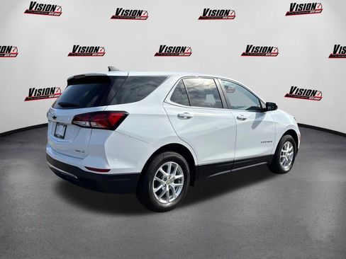 Used 2024 Chevrolet Equinox LT w/ LPO, Floor Liner Package AWD/4WD image 5