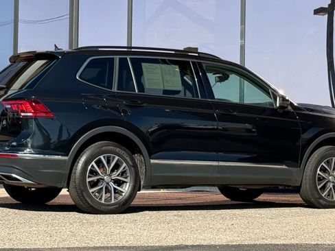 Used 2020 Volkswagen Tiguan SE image 16