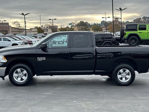 Used 2024 RAM 1500 Classic SLT image 8