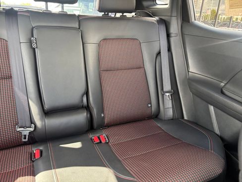 Used 2026 Nissan Kicks SR AWD/4WD image 35