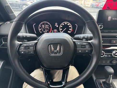 Used 2025 Honda Civic Sport image 21