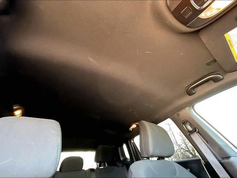 Used 2023 Jeep Compass Sport image 23