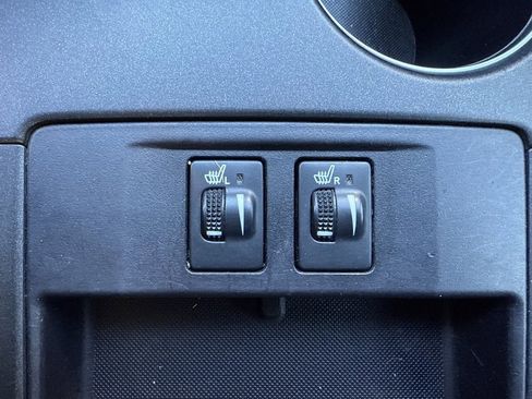 Used 2017 Toyota Camry XLE image 24