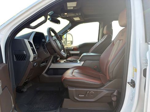Used 2022 Ford F350 King Ranch w/ King Ranch Ultimate Package AWD/4WD image 10