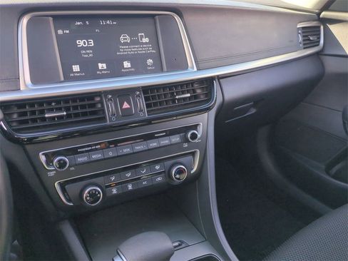 Used 2020 Kia Optima S image 13