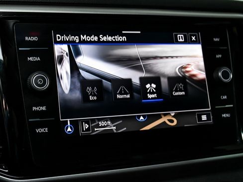 Used 2021 Volkswagen Atlas Cross Sport SEL R-Line image 26