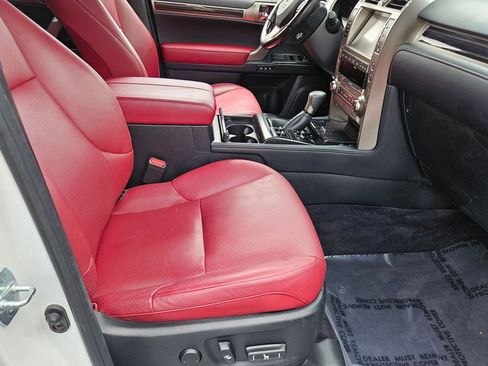 Used 2021 Lexus GX 460 Luxury w/ Accessory Package AWD/4WD image 21