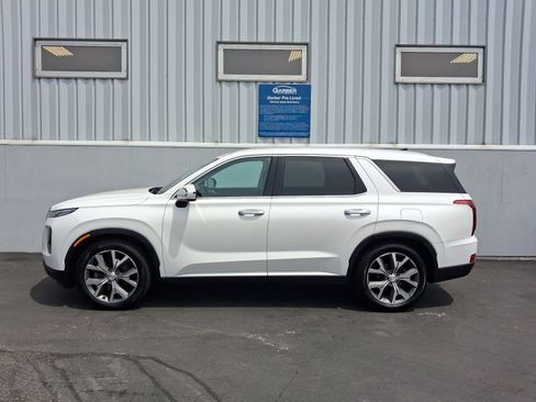 Used 2022 Hyundai Palisade SEL w/ 8P Bench Seat Package AWD/4WD image 2