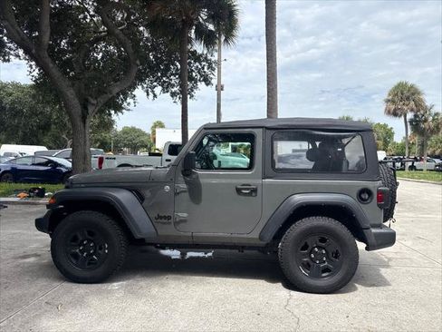 Used 2021 Jeep Wrangler Sport AWD/4WD image 13