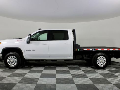 Used 2023 Chevrolet Silverado 3500 LT w/ Convenience Package image 5