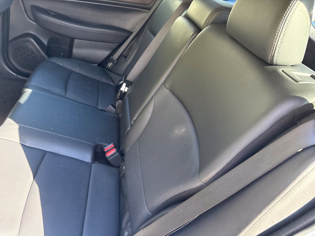 Used 2016 Subaru Outback 2.5i Limited AWD/4WD image 10