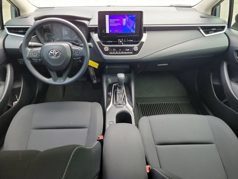Used 2025 Toyota Corolla LE FWD image 13