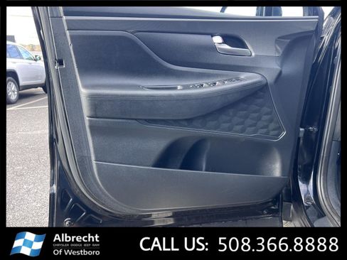 Used 2023 Hyundai Santa Fe SEL Convenience image 11