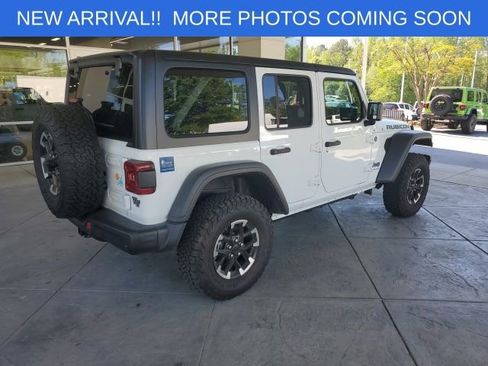 Used 2024 Jeep Wrangler Unlimited Rubicon 4xe w/ Capability Package image 6