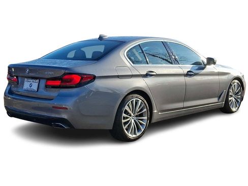 Used 2023 BMW 530i xDrive w/ Premium Package image 6