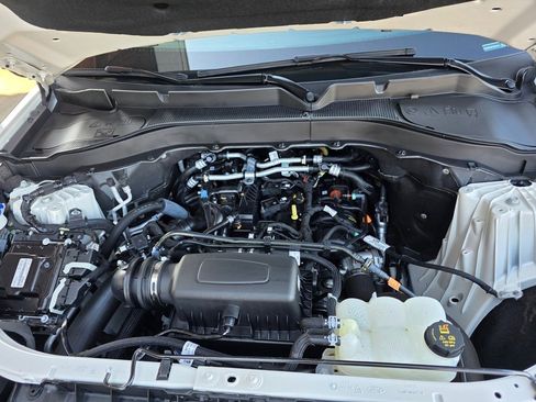 Used 2023 Ford Explorer XLT w/ Equipment Group 202A image 27