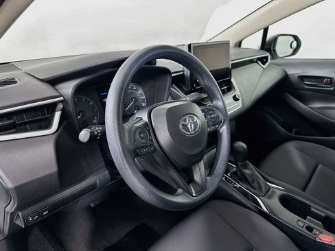 Used 2024 Toyota Corolla LE FWD image 9