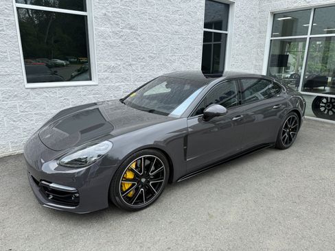 Used 2020 Porsche Panamera Turbo Executive w/ Sportdesign Package AWD/4WD image 2