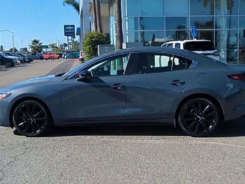 Used 2025 MAZDA MAZDA3 s image 5
