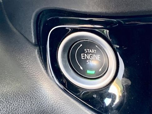 Used 2023 Chevrolet Silverado 1500 LT image 20