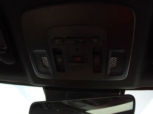 Used 2025 Toyota Camry XSE AWD/4WD image 36