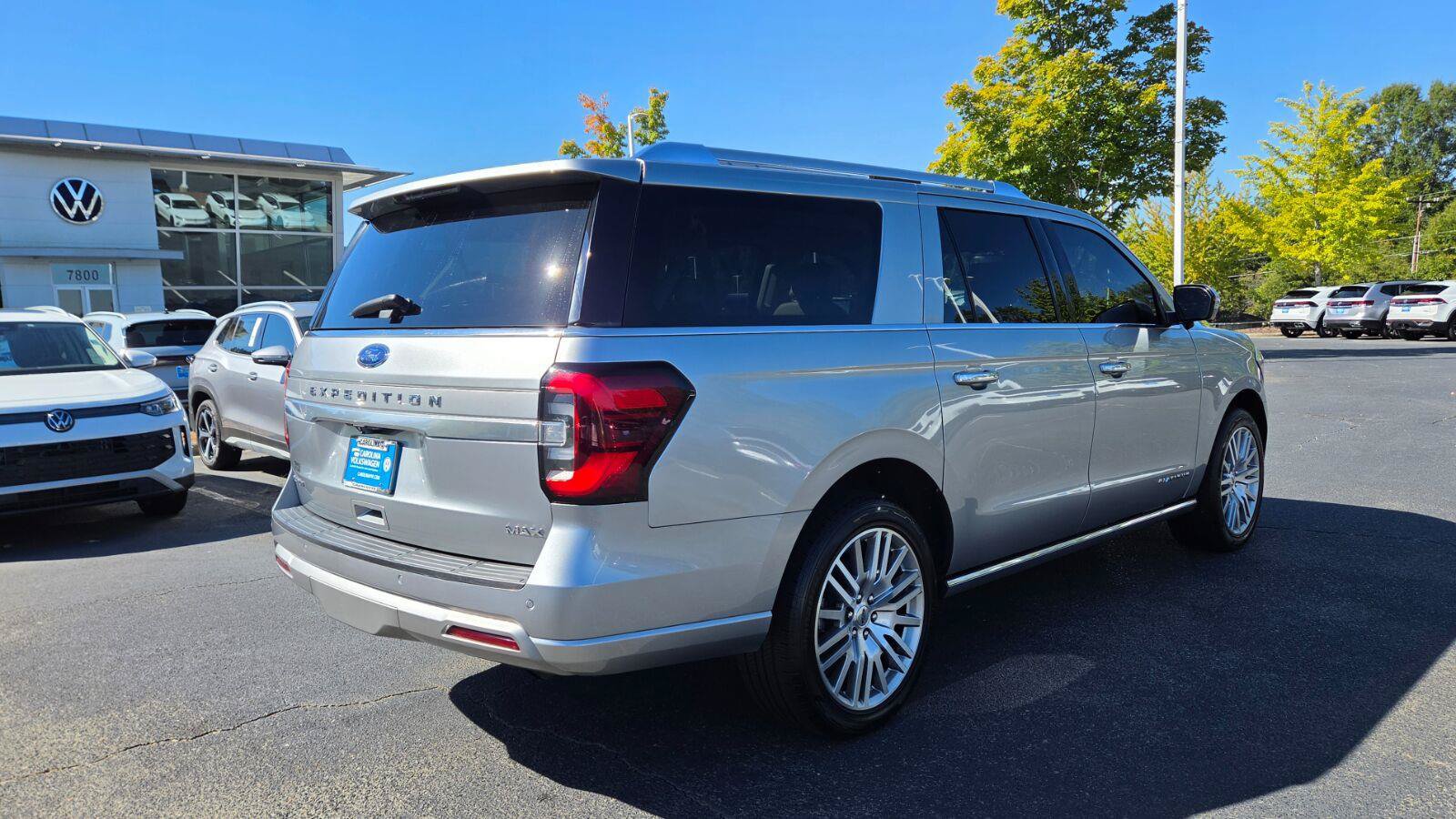 Used 2023 Ford Expedition Max Platinum AWD/4WD image 6