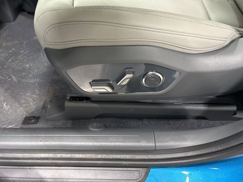 New 2026 Kia EV9 Wind AWD/4WD image 11