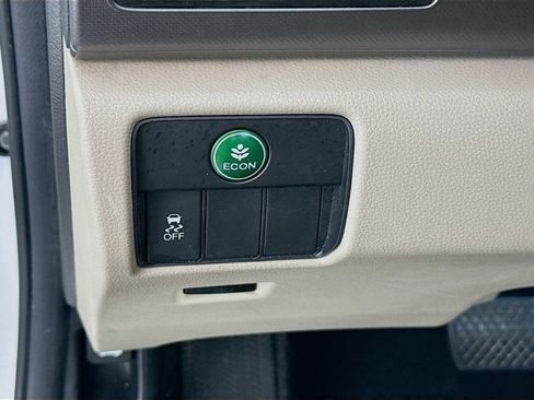 Used 2014 Honda Accord LX image 10