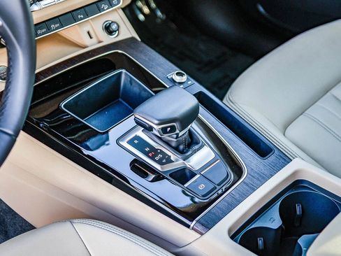 Certified 2023 Audi Q5 2.0T Premium w/ Convenience Package image 22