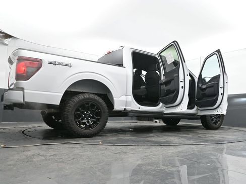 Used 2024 Ford F150 XLT w/ XLT Black Appearance Package image 75