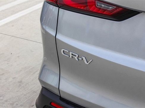 Used 2023 Honda CR-V LX image 9