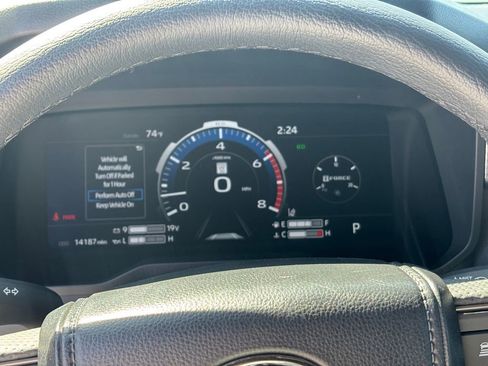 Used 2025 Toyota Tundra Limited image 18