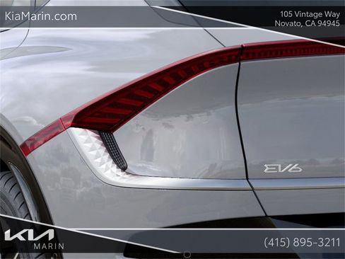 New 2025 Kia EV6 Wind image 11
