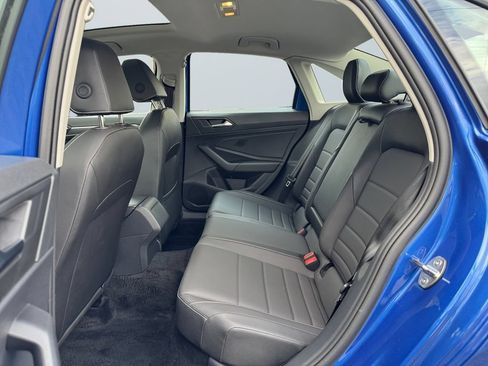 Used 2024 Volkswagen Jetta SE w/ Panoramic Sunroof Package FWD image 13