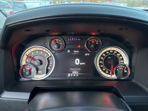 Used 2018 RAM 3500 Laramie image 27